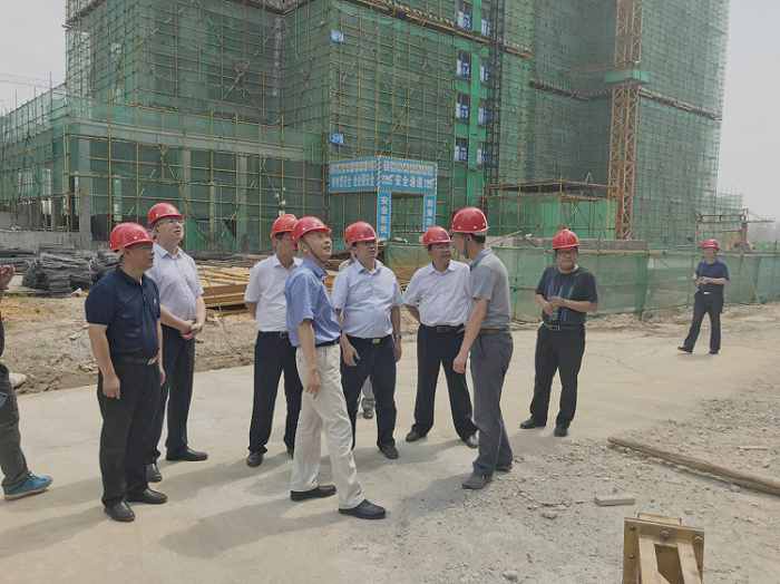 湖北省住建廳廳長李昌海一行蒞臨我司嘉魚·高地嘉境項目視察指導(dǎo)工作